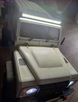 Land Rover DF-Model - Weinbergen