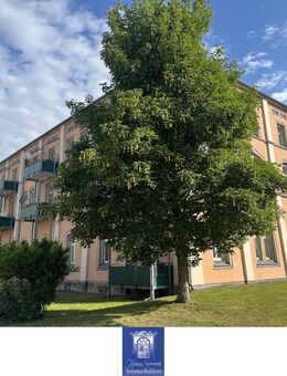 Ihre neue Wohnung mit separater Küche und Bad mit Wanne in zentraler Lage! - Bischofswerda