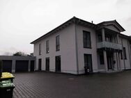 Neunkirchen-Kohlhof: moderne, luxuriöse DHH (ca.270m² Wfl.) mit Terrasse, Garten u. Garage in ruhiger Top-Lage - Neunkirchen (Saarland)