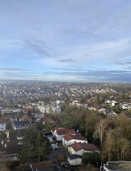 Waiblingen: Helle 3-Zimmer-Wohnung mit traumhaftem Ausblick - Waiblingen