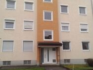 Freundliche 2-Zimmer-Hochparterre-Wohnung mit Balkon und Garage in Simbach am Inn - Simbach (Inn)