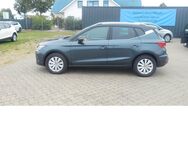 Seat Arona, 1.0 FR-Line, Jahr 2022 - Vordorf