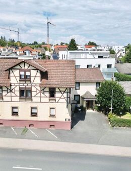 ÜBER 10 % RENDITE - Mehrfamilienhaus mit Restaurant in Usingen! - Usingen