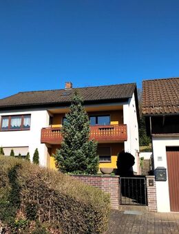 Zweifamilienwohnhaus mit ausbaufähigem DG - Ködnitz