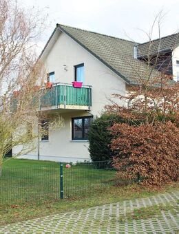 Zweifamilienhaus mit solventen Mietern im Seebad Born zu verkaufen - Born (Darß)