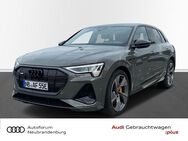 Audi e-tron, 55 quattro black edition, Jahr 2022 - Neubrandenburg