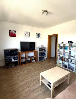 Lichtdurchflutete, zentrale Zweizimmerwohnung in Mönchengladbach zu vermieten - Mönchengladbach