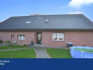 Modernisiertes Bauernhaus sucht neue Besitzer - Zweifamilienhaus im Herzen von Hamminkeln - Hamminkeln