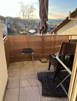 Gut geschnittene- 3-Zi.-Whg -1. Obergeschoss -Balkon - 91463 Dietersheim - Dietersheim