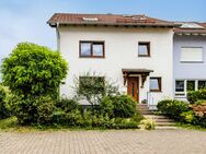 Eigenheim mit Garten und einem Carport in naturnaher Lage - Bühl