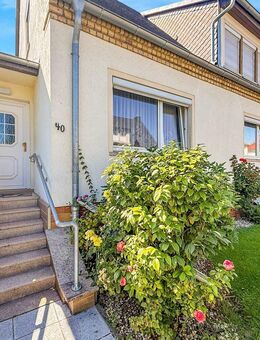 Familienidyll in Leipzig-Thekla: Bezugsfreie Doppelhaushälfte mit Garten & Top-Anbindung - Leipzig