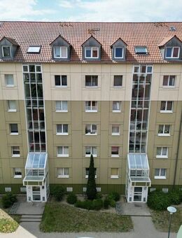 Gemütliche 3-Zimmer-Wohnung in ruhiger Lage - frisch sanierter Balkon mit Blick ins Grüne - Zerbst (Anhalt)