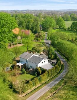 Charmantes Mehrgenerationen Ensemble mit großzügigemGrundstück - Ideal zur Pferdehaltung - Bevern (Schleswig-Holstein)