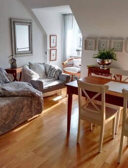 Schöne, zentral gelegene 4-Zimmer-Mansardenwohnung mit ca. 300 m² Gartenanteil - Trier