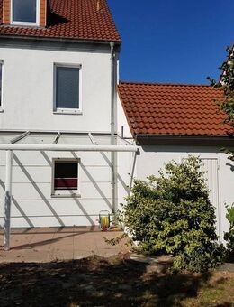 Stahnsdorf, Großzügige Doppelhaushälfte - ruhig und stadtnah gelegen - Stahnsdorf