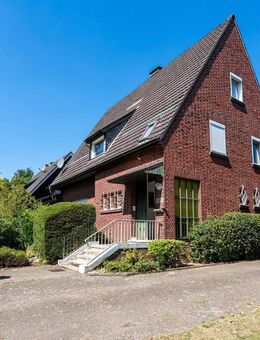 Traumhaftes Haus in einer schönen Lage mit einem großem Garten und Wellnessbereich - Velen
