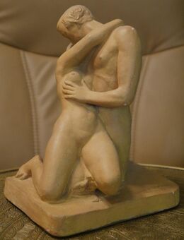 Skulptur - Der Kuss , David Wretling (Umea 1901 - 1986 Stockholm Schweden ) , Skulptur signiert ,datiert 1926 , Ort - Roma , Höhe 25cm - Görlitz