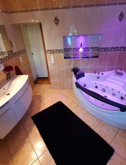 Exclusive Stadtvilla mit 4 Wohneinheiten & Ausbaureserve +Privat+ - Düren