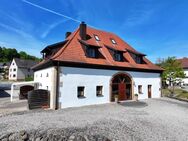 Top-saniertes, historisches Anwesen mit großem Grundstück in schöner Ortsrandlage in Seßlach - Seßlach