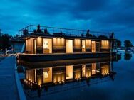 LUXUS Hausboot - 3 Etagen - 100m² Wohnen + 120 m² SONNENTERRASSE - Kamin, Kino, komplett individuell - Berlin