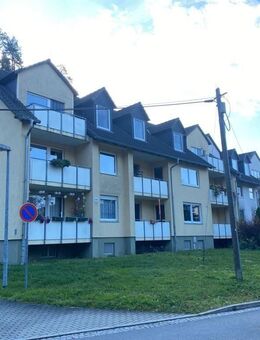 ländliche, charmante 2-RWE mit Balkon im Dachgeschoss in Bernstadt auf dem Eigen ! - Bernstadt (Eigen)