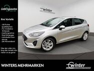 Ford Fiesta, 1.1 Titanium LENKRAD, Jahr 2022 - Großröhrsdorf