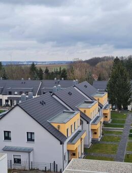Kapitalanlage Wohn/Reihenhaus-Anlage // 12 WE inkl. 18 GA & 7 Stpl. in Crimmitschau - Crimmitschau
