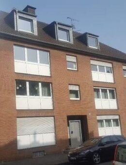 Kernsanierte 3 Zimmer Wohnung mit Balkon in perfekter Lage - Krefeld