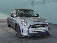 MINI Cooper S, E Essential, Jahr 2022 - München