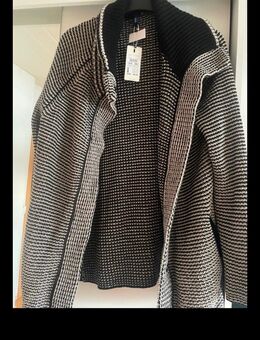 Neue warme Strickjacke von Cecil - Euskirchen