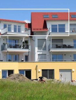 Moderne Maisonette-Wohnung mit Sicht ins Grüne, EBK, TG, Aufzug, 2 Balkone - Friedrichshafen