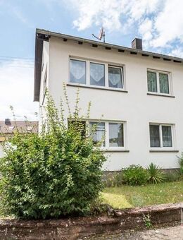 BEGEHRLICH - gepflegtes Zweifamilienhaus mit Garage & Garten in Kleinblittersdorf! - Kleinblittersdorf