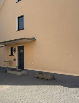 Dachgeschosswohnung und Gartenanteil 53474 Bad Neuenahr-Ahrweiler - Bad Neuenahr-Ahrweiler