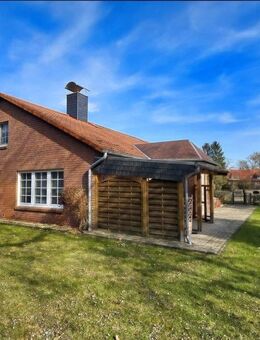 Einfamilienhaus mit Einliegerwohnung und Ausbaureserven in Triangel - Angebotsverfahren - Sassenburg