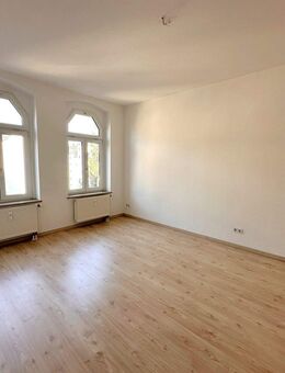 Urbanes Wohnen mit Balkon und Aufzug! In Uninähe!! - Chemnitz