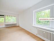 IMMOBERLIN.DE - Ersteinzug nach Sanierung in Toplage! Helle Wohnung mit Westloggia am Park - Berlin