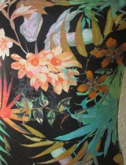 NEU * Stylisch * DESIGNER * Tropical * Dschungel * Blumen * Blüten * Flower- Power * Print * Bodycon * Strech * Träger * Etui * Mini- Kleid *Gr. 34- 36/ XS- S * bunt * - Riedlingen