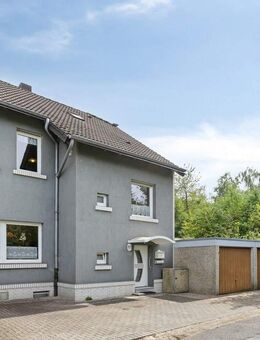 Altbaucharme im Grünen: Großzügiges Haus am Waldrand mit Doppelgarage - Herne