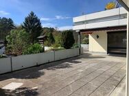 Wundervolle 4-Zi-Terrassenwohnung -120m² - riesen Terrasse - TG - Baumschulenweg! - Coburg