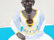 Porzellanfigur, sehr dekorativ, Abbildung einer Person aus Afrika - Pfaffenhofen (Ilm)