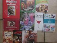 17 Back-, Getränke- und Kochbücher, je 1,- - München