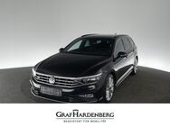 VW Passat Variant, 2.0 TSI R line, Jahr 2023 - Überlingen