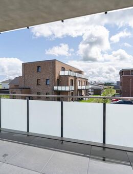 Ab sofort frei! Moderne neuwertige Obergeschosswohnung in Berne zum Kauf - Berne