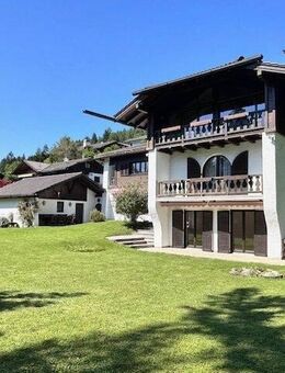 Landhausvilla mit 4 Wohneinheiten, großem Grundstück & Bergblick - Garmisch-Partenkirchen
