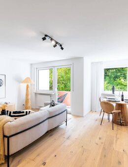 Top renovierte, freie 2-Zimmer-Wohnung in Nürnberg Laufamholz - Nürnberg