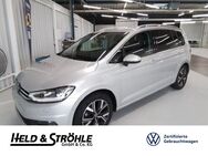 VW Touran, 2.0 TDI Highline, Jahr 2022 - Neu Ulm