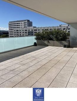 Ihr neuer Lieblingsplatz! Großer Balkon, zwei Bäder, Sauna, EBK, Fußbodenheizung! - Dresden