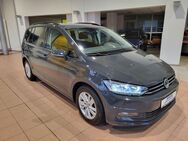 VW Touran, Comfortline 3AC L&S, Jahr 2020 - Lichtenstein (Sachsen)