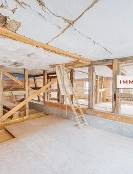 IMMOBERLIN.DE - Historisches, 2006 saniertes Wohn- + Geschäftshaus mit Ausbaupotential im Ortszentrum - Gransee