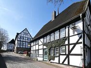 Vermietetes denkmalgeschütztes Fachwerkhaus im Herzen des Nicolaiviertels an der Unnaer Stadtmauer - Unna